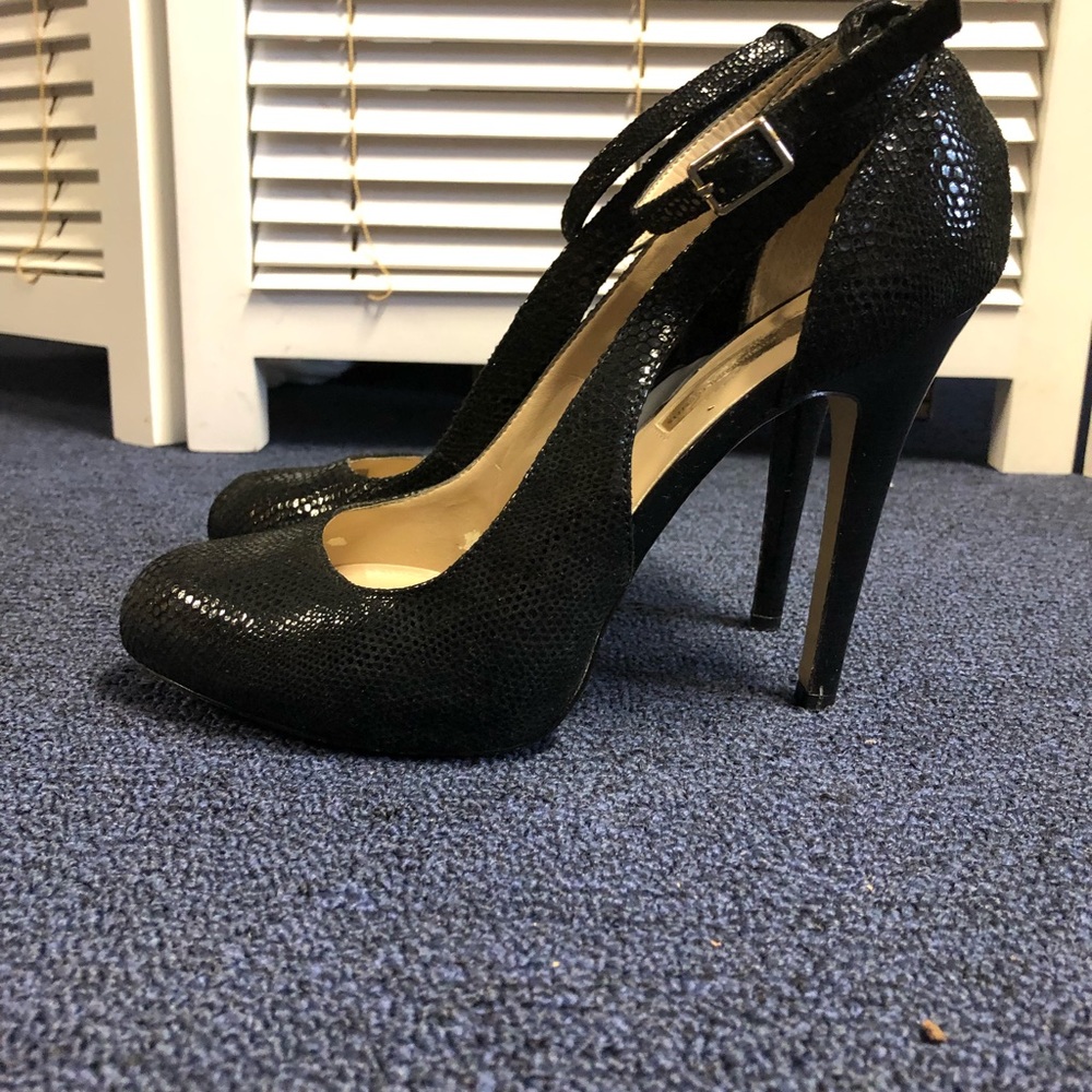 Snake skin pattern heels